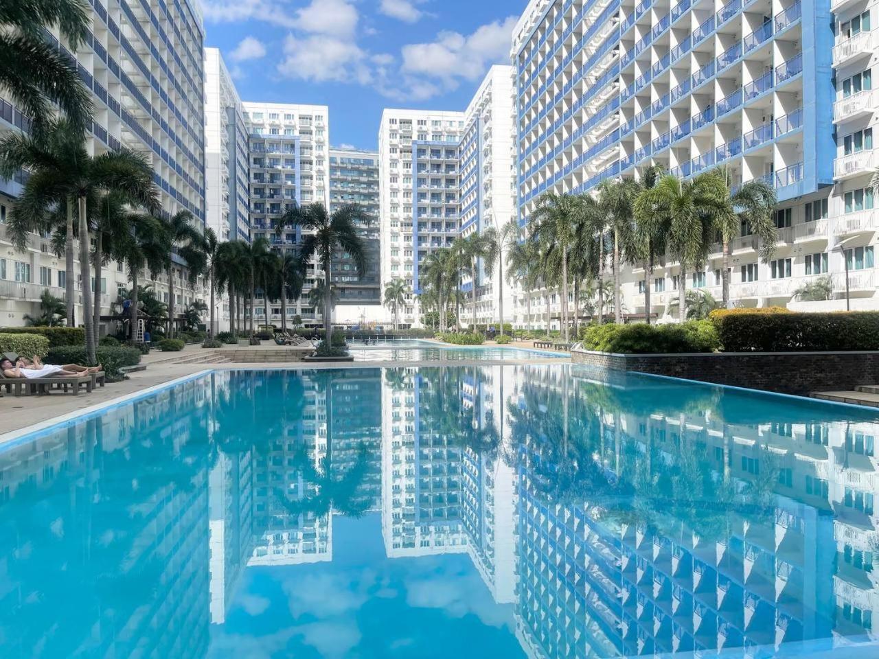 Premiere Haven At Sea Residences Condominium Manila Esterno foto